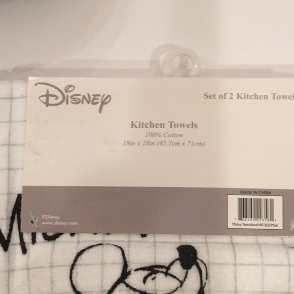 NEW Disney Mickey Mouse apron and mini mitts - Picture 8 of 8